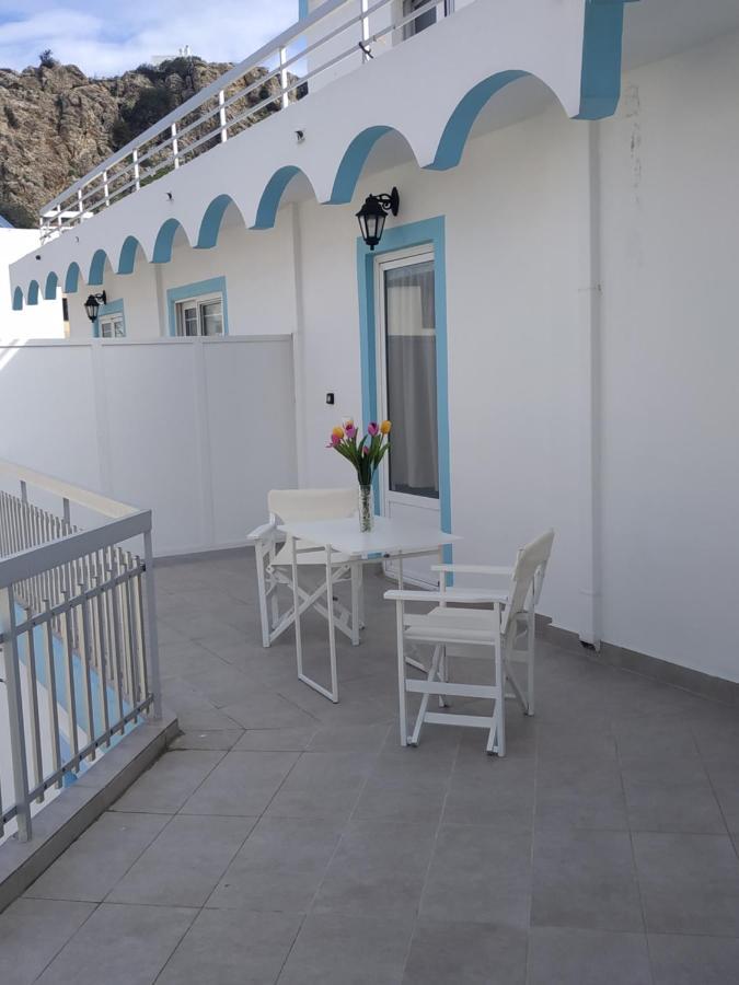 Rita's And * Karpathos
